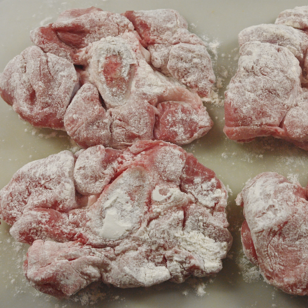 Infarinare gli ossobuchi