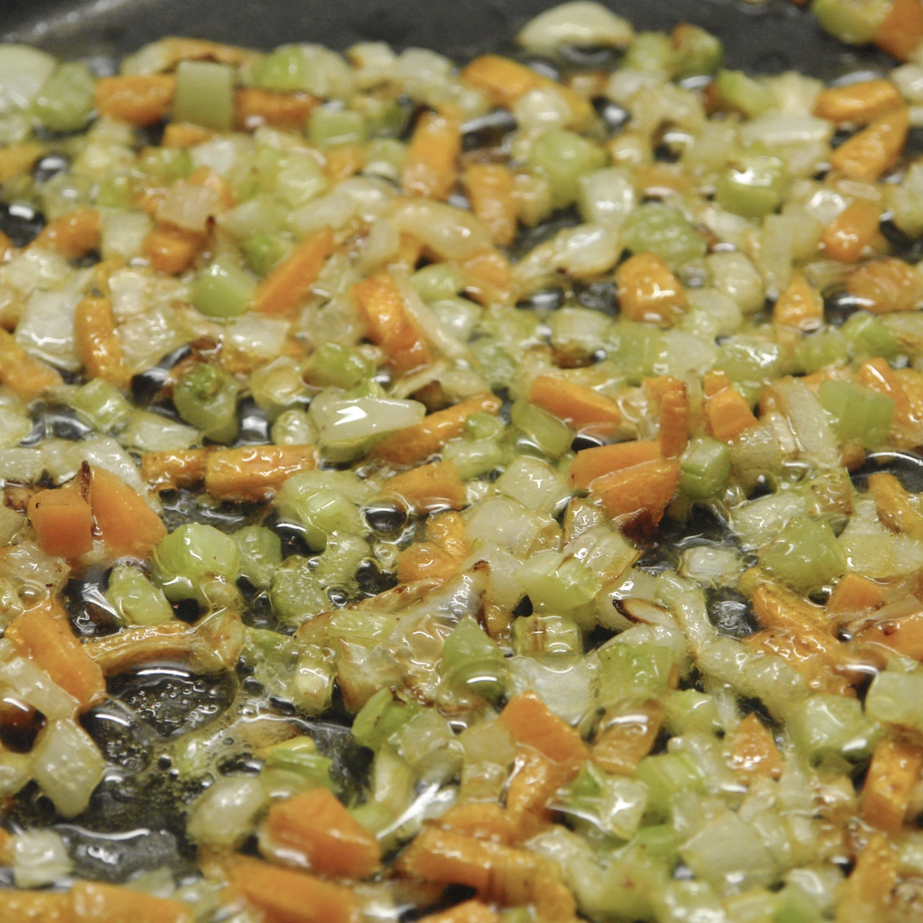 Soffriggere il battuto