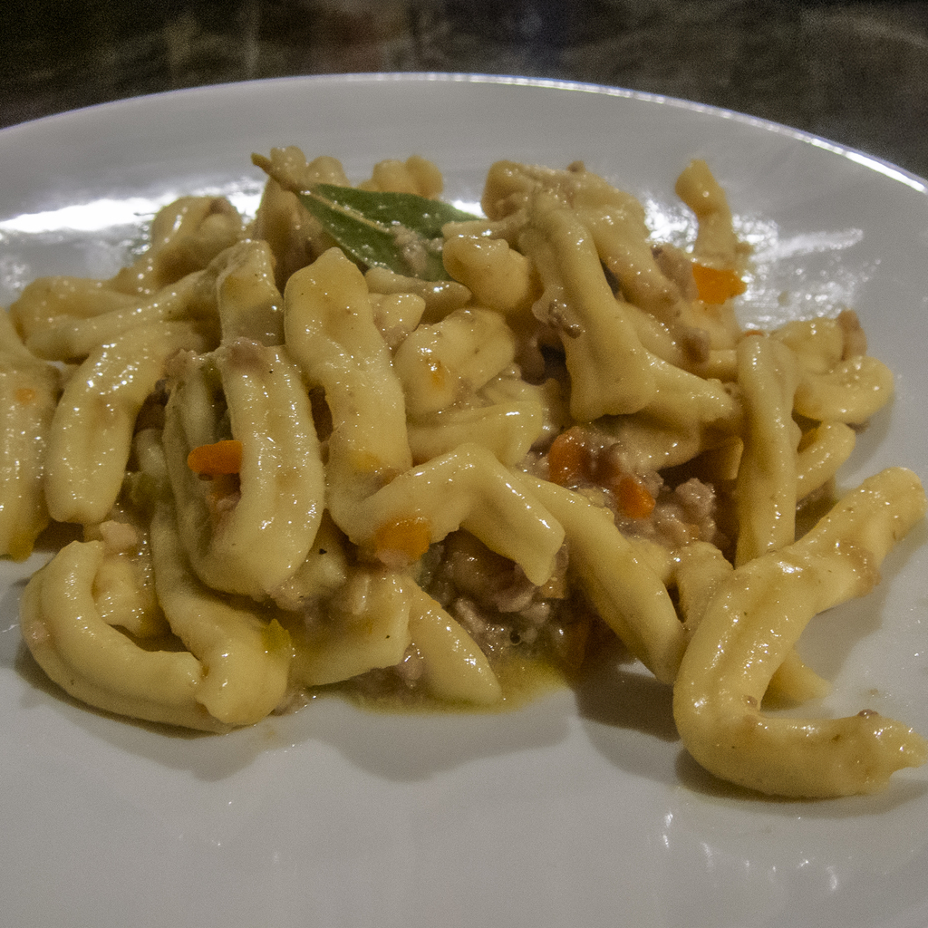 Ragù bianco di pollo e fegatelli