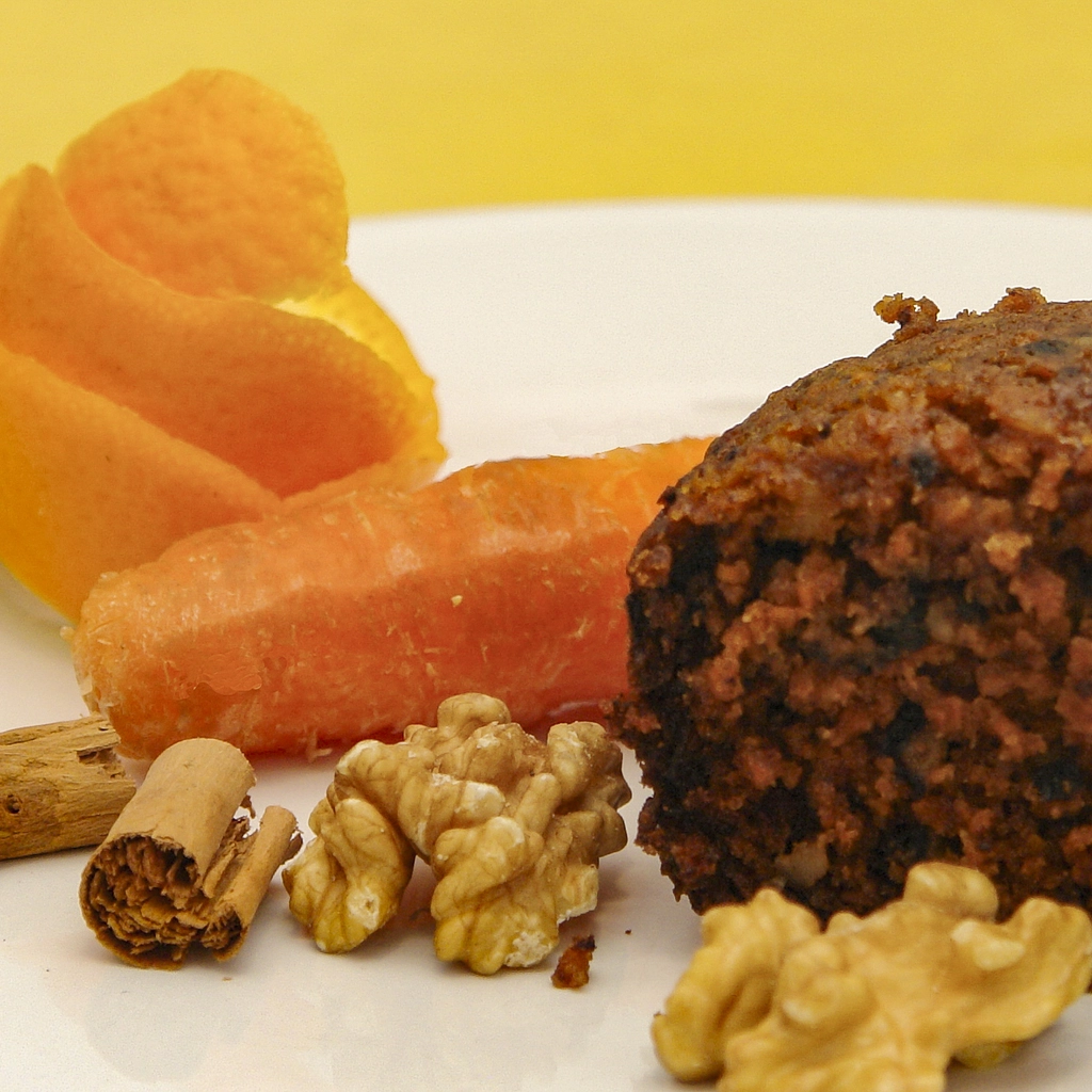 Torta carote, noci e spezie