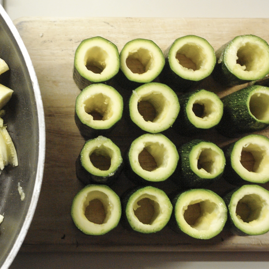 Svuotare le zucchine