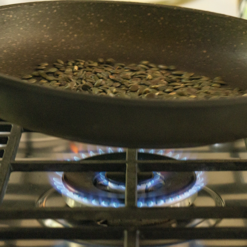 Tostare i semi di zucca