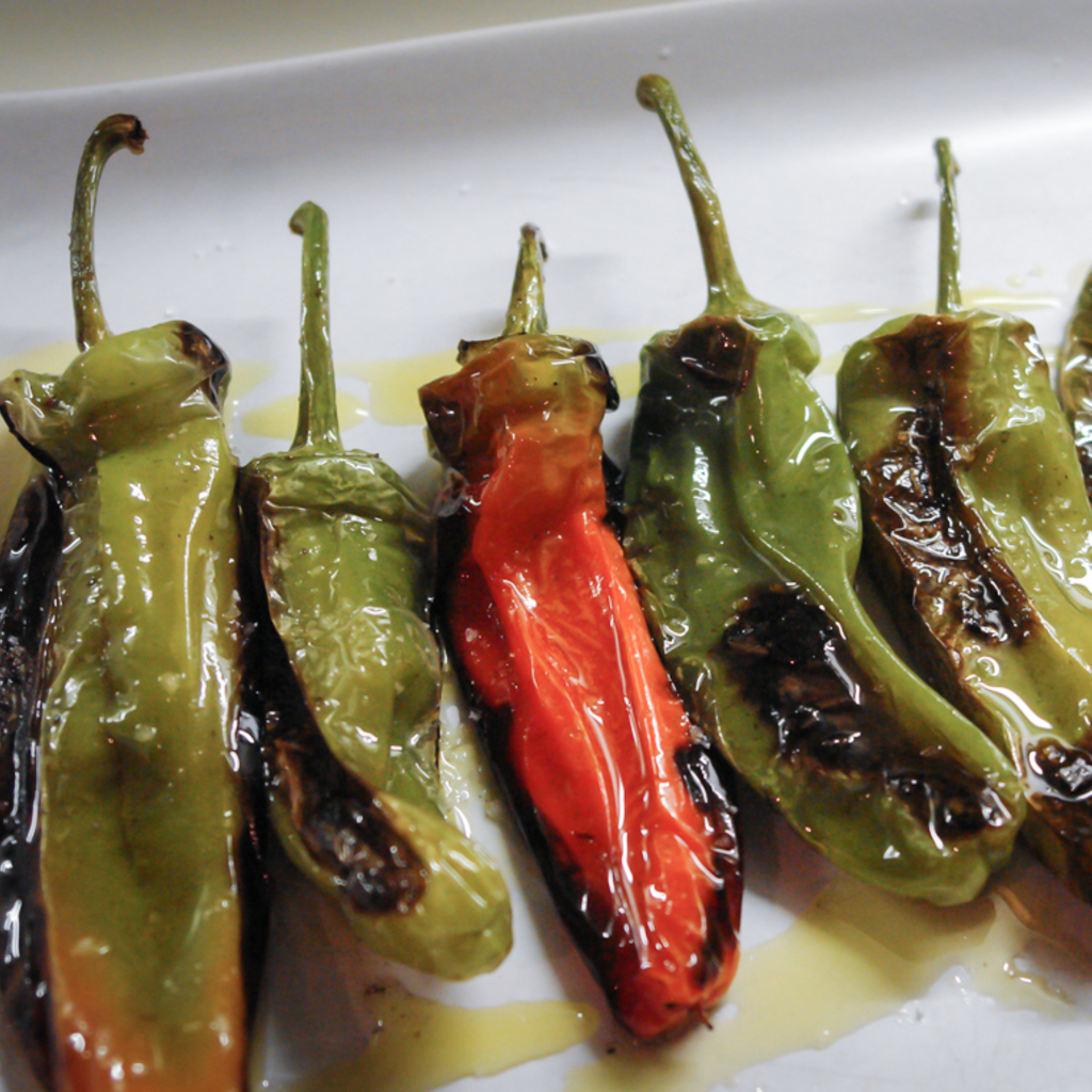 Friggitelli saltati serviti