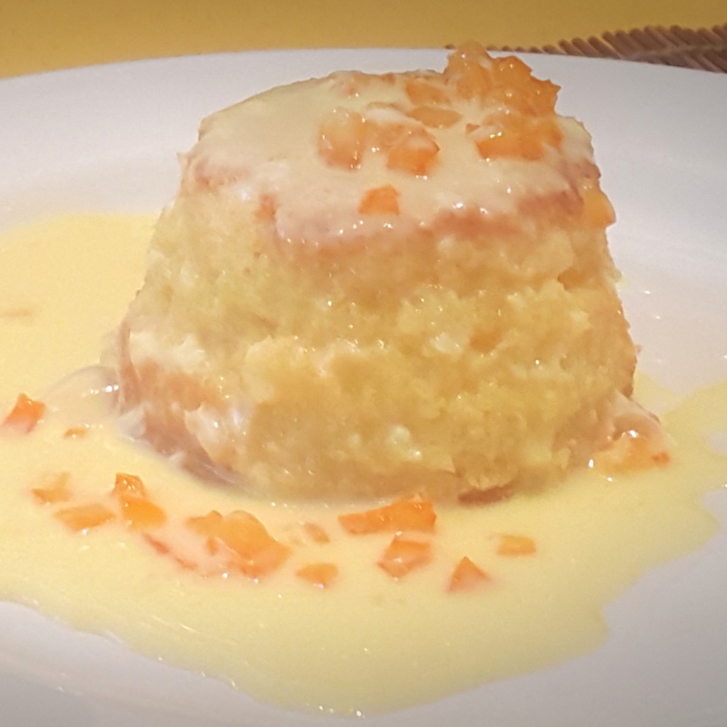 Tortini paradiso bagnati con crema inglese al profumo di agrumi