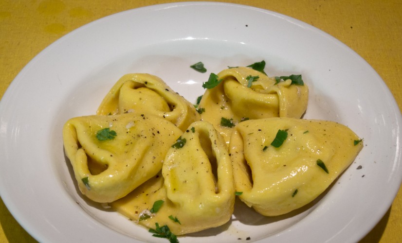 Tortelloni di branzino eguanciale