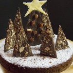 La torta con la foresta d'alberi di Natale